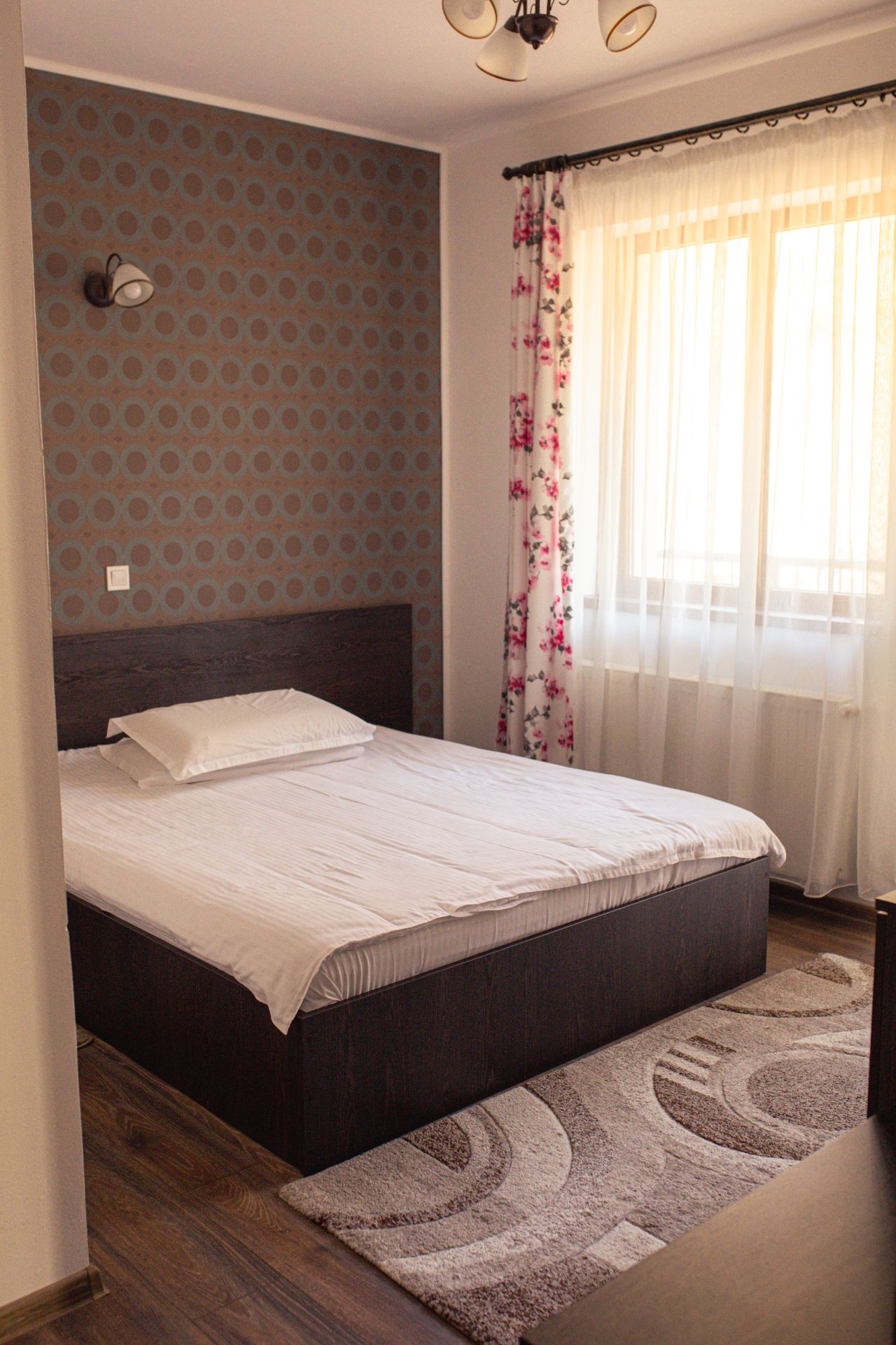 Camera dubla – vedere 5